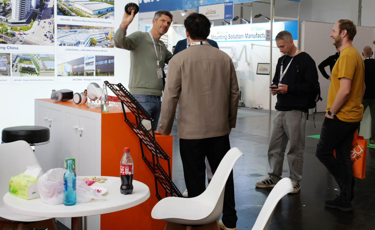 electric drive smarter mobility keyeast showcases at medica germany 7